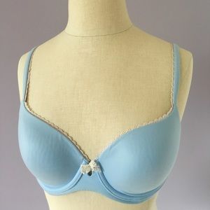 Victoria's Secret Body by Victoria lined Demi bra